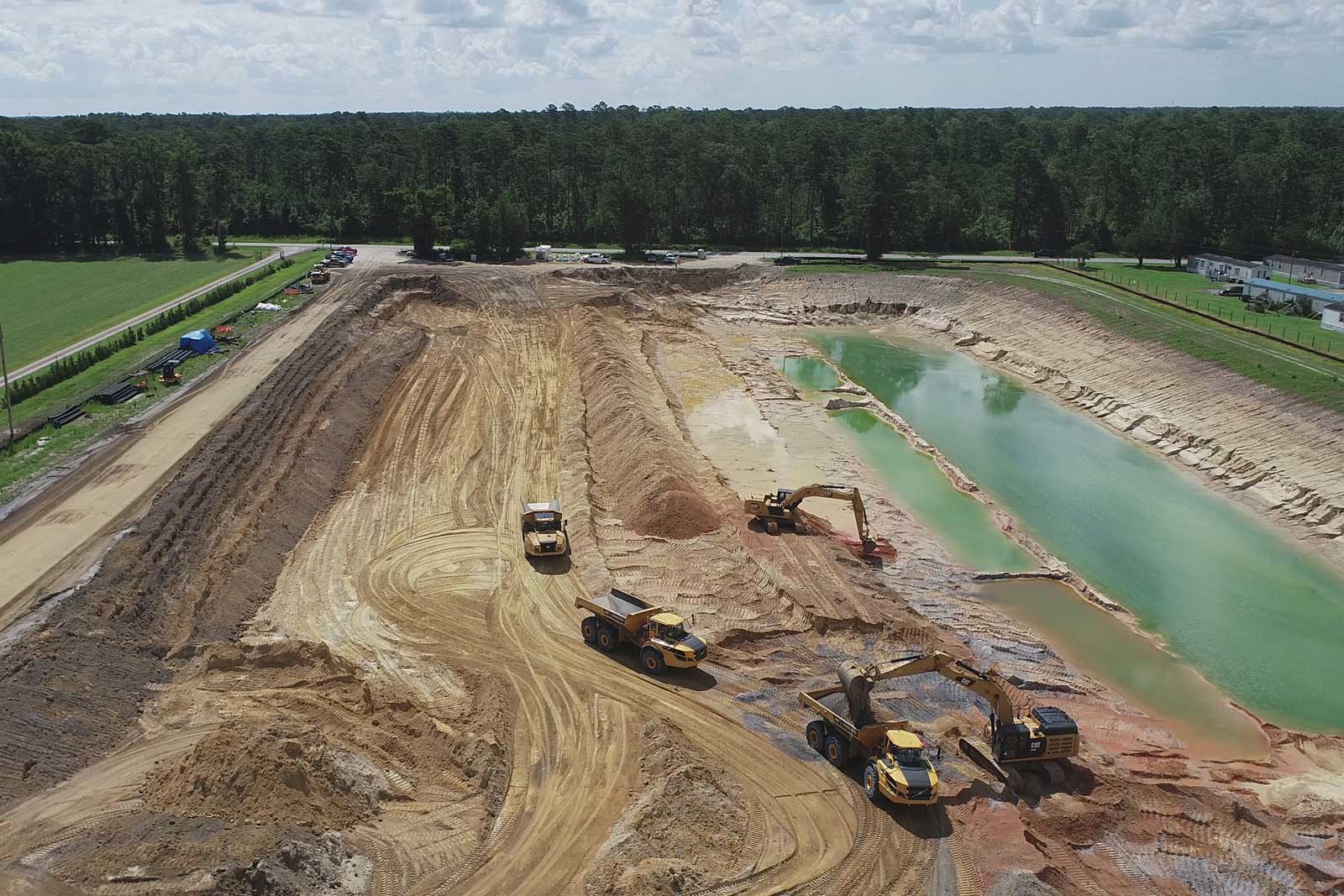 Loading of off-road dump trucks in the Sunset Drive borrow pit.